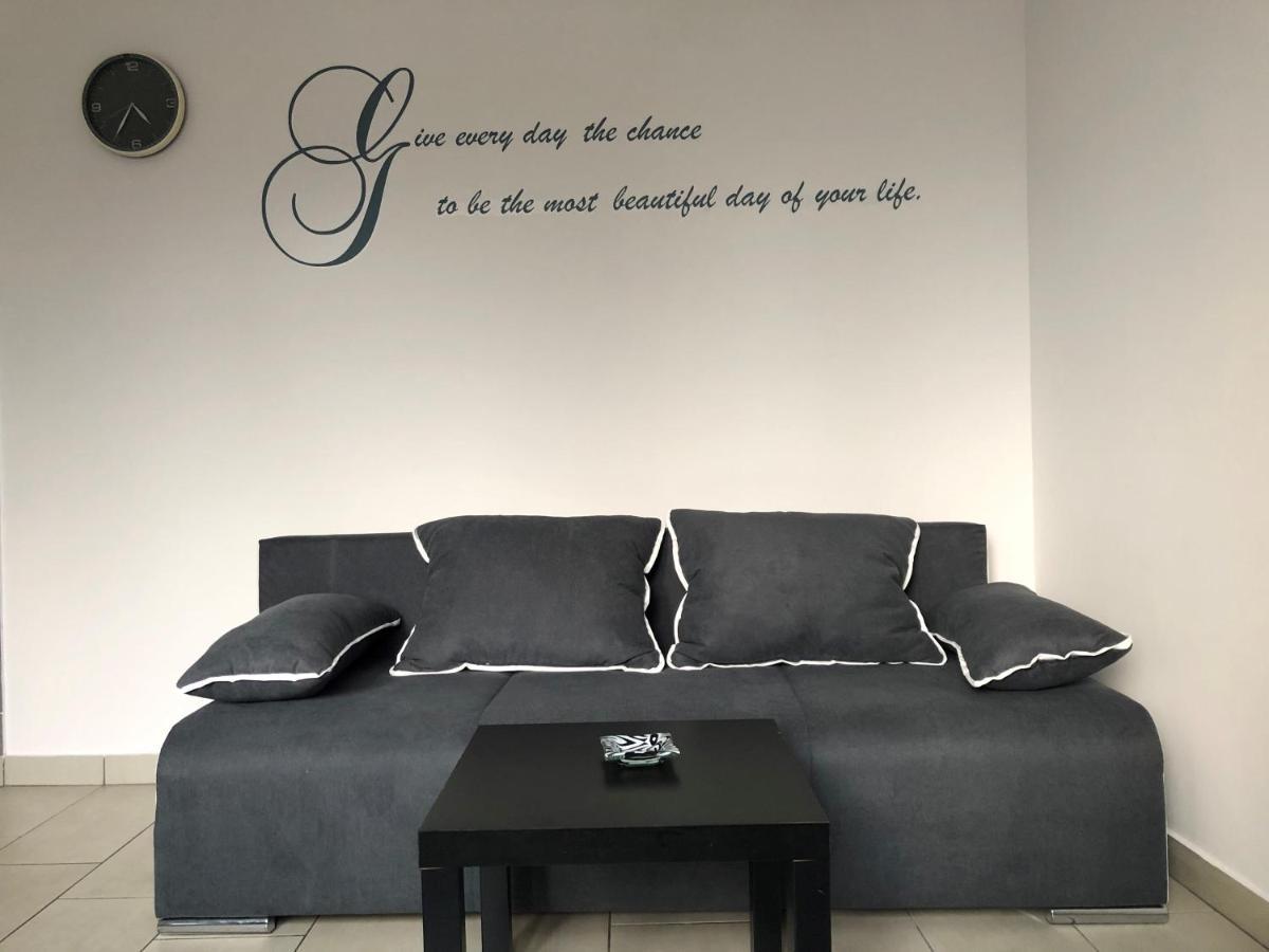 Apartmani I Sobe Ivancic1 Novi Vinodolski Buitenkant foto