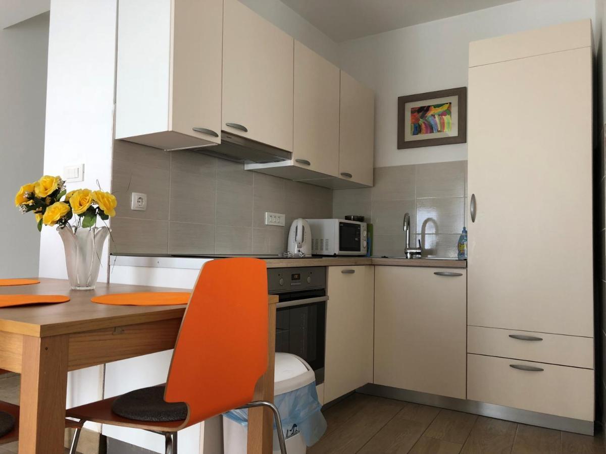 Apartmani I Sobe Ivancic1 Novi Vinodolski Buitenkant foto