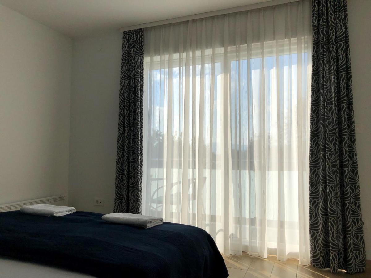 Apartmani I Sobe Ivancic1 Novi Vinodolski Buitenkant foto