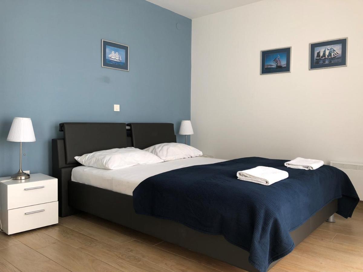 Apartmani I Sobe Ivancic1 Novi Vinodolski Buitenkant foto