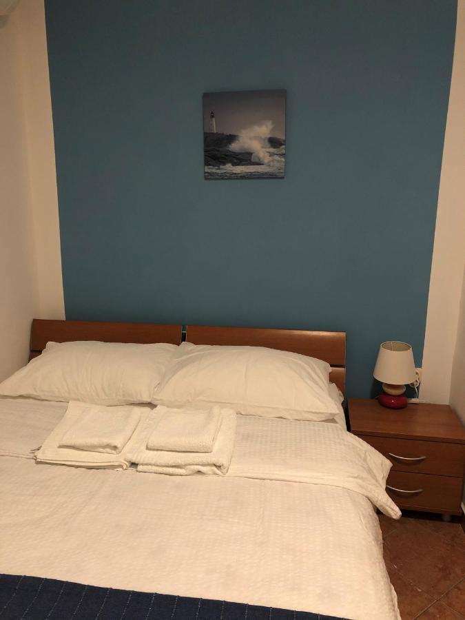 Apartmani I Sobe Ivancic1 Novi Vinodolski Buitenkant foto