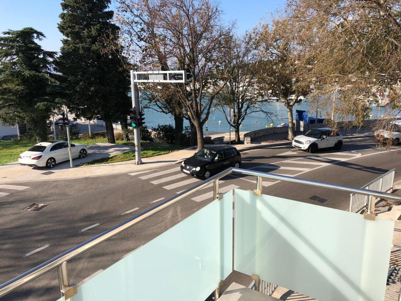 Apartmani I Sobe Ivancic1 Novi Vinodolski Buitenkant foto