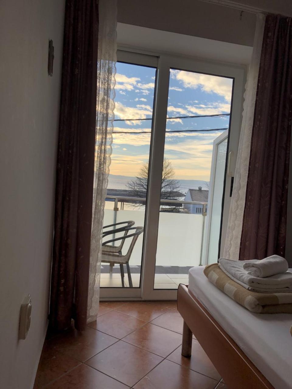 Apartmani I Sobe Ivancic1 Novi Vinodolski Buitenkant foto