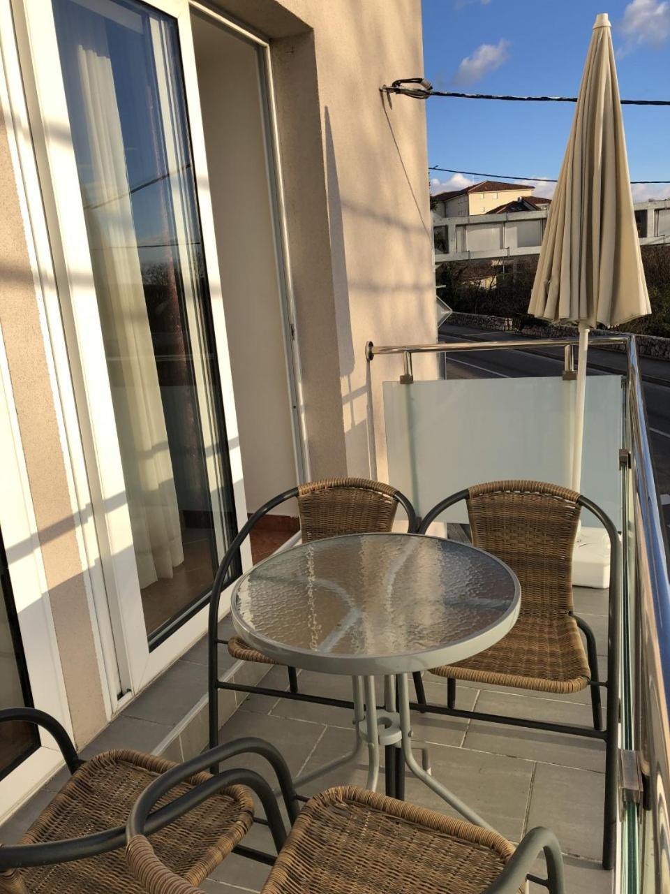 Apartmani I Sobe Ivancic1 Novi Vinodolski Buitenkant foto